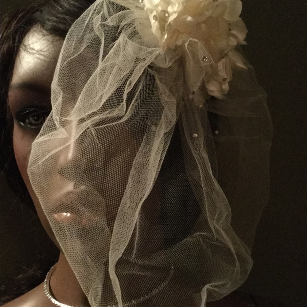 Wedding veil - Picture 4 of 8